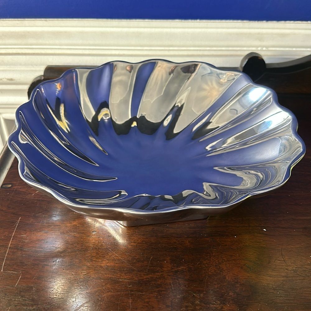 NWT Wilton Armetale Eddy Large 2 Qt Serving Bowl